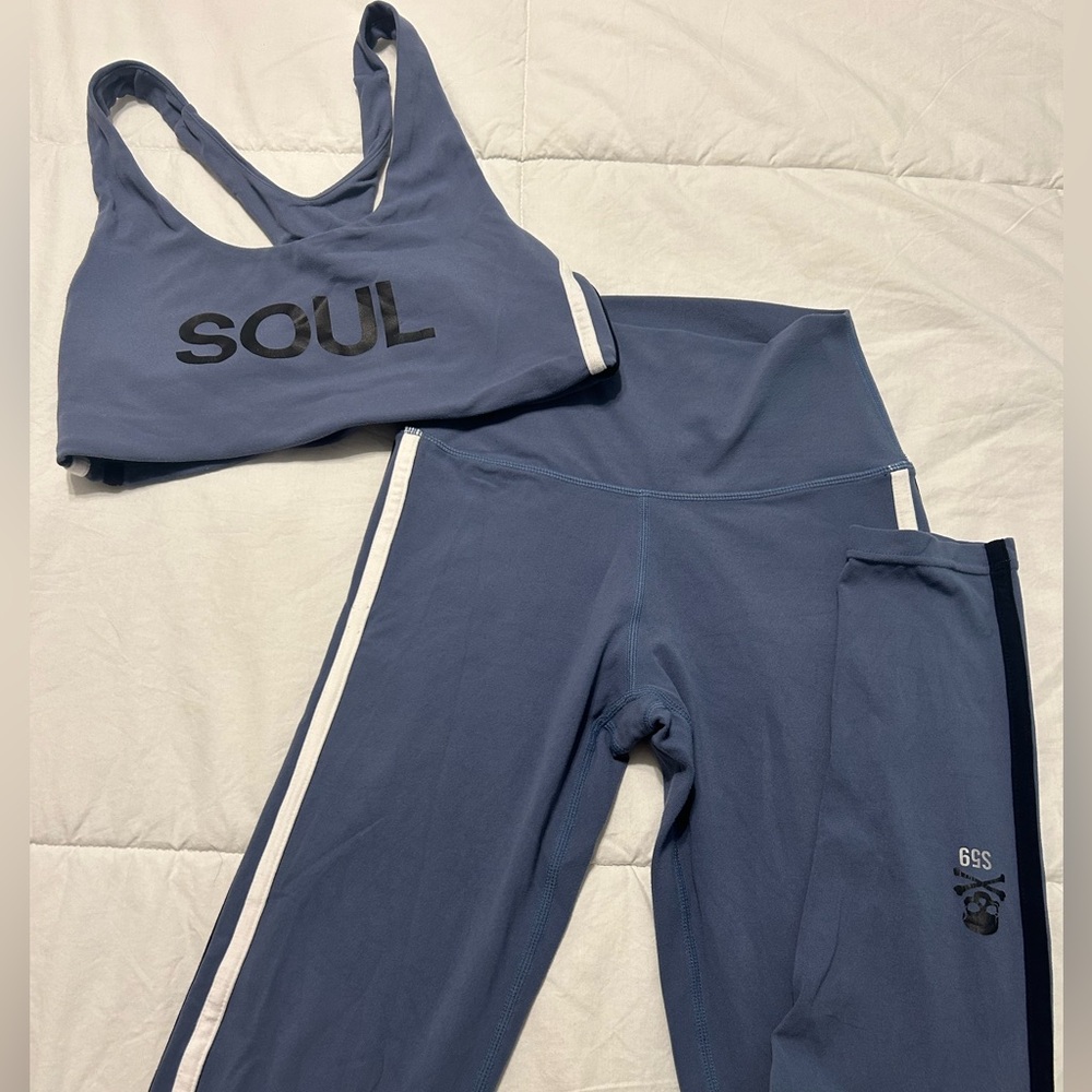 Splits59 Soulcycle blue top & bottom set size small